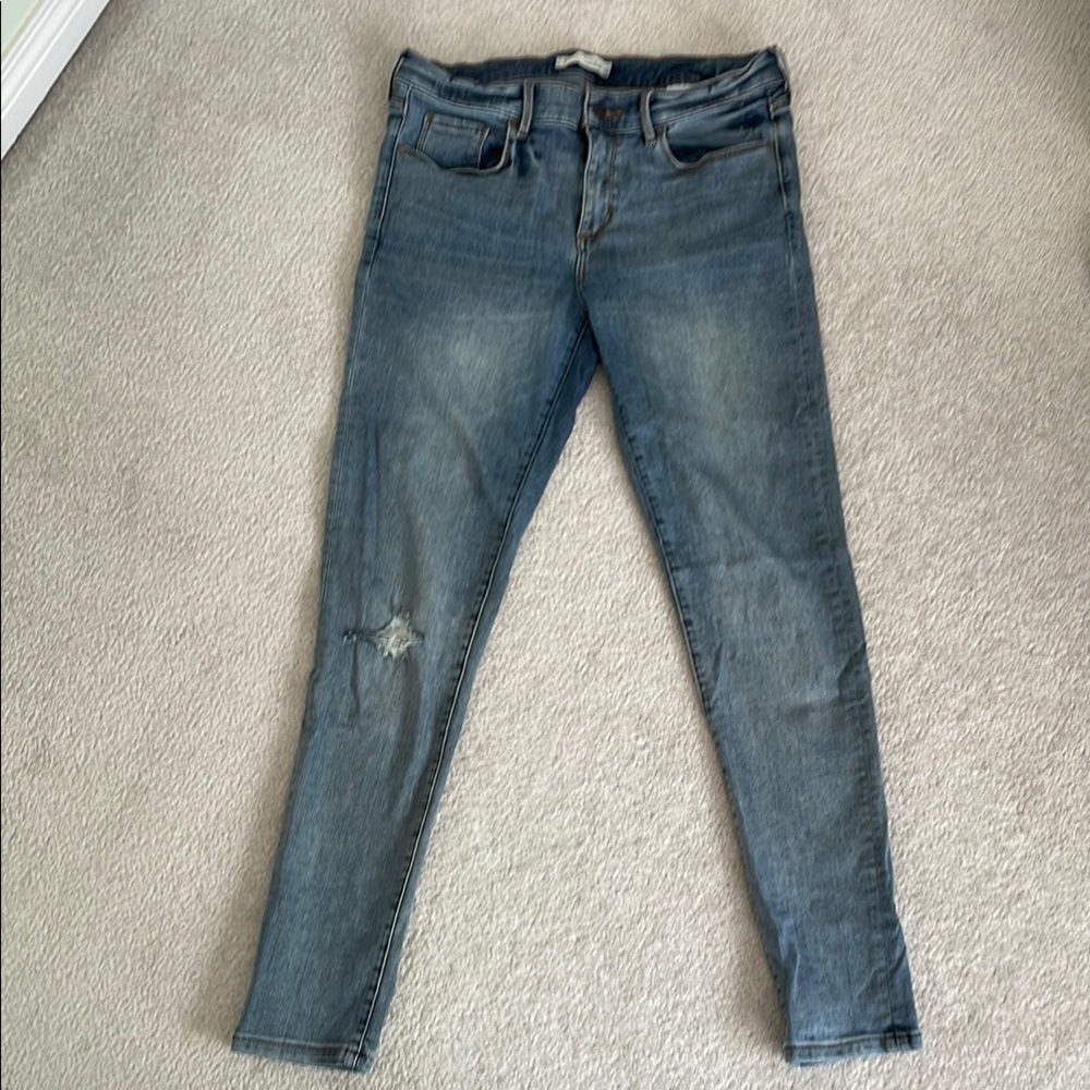 Banana Republic Blue Skinny Jeans Distressed Style